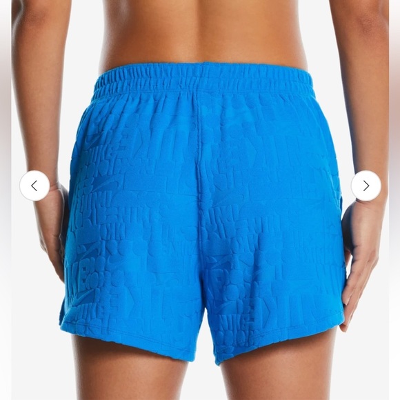 Nike 3.5” Volley Short Retro Flow Terry - Training shorts in Turquoise - Picture 12 of 13